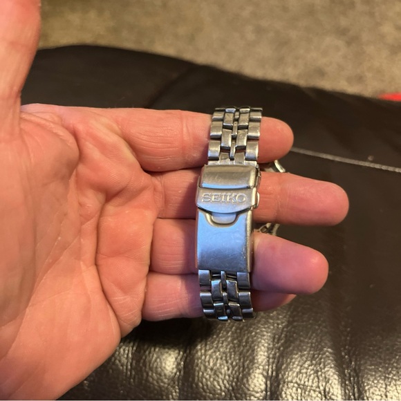 Seiko Quartz Diver - Picture 4 of 8